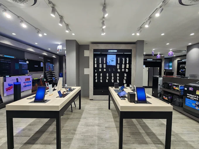 Samsung Smart Plaza - Surya Electronics India Pvt Ltd. store image 4