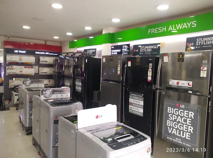 LG BEST SHOP - MANU MUSIC HOUSE store image 4