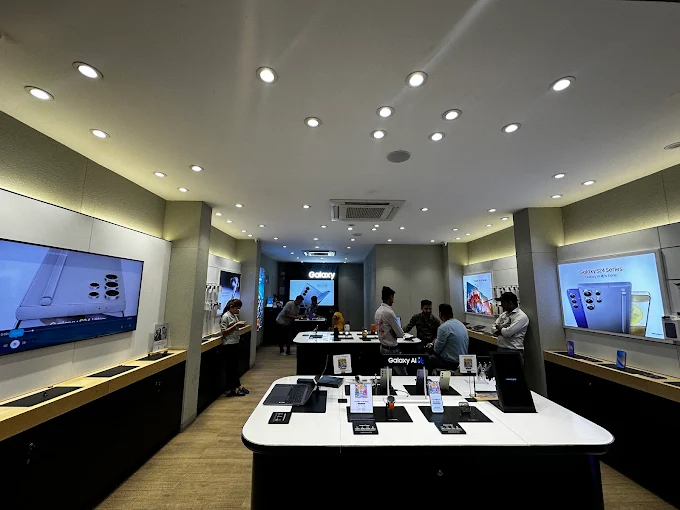 Samsung Experience Store- Jail Road, Indore store image