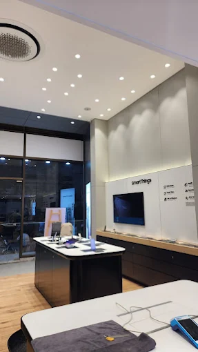 Samsung Experience Store- Dhole Patil Road store image