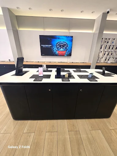 Samsung Experience Store- Wagholi store image 3