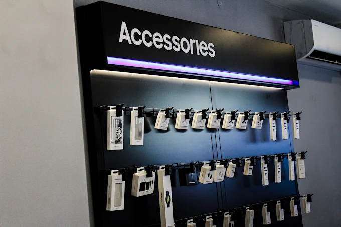 Samsung Experience Store- Abhiramapuram store image 4