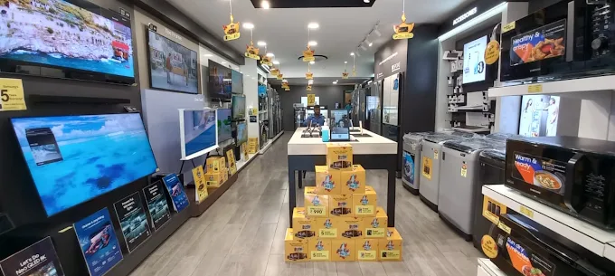 Samsung Smart Plaza - Home Square Exzellenz, Chandigrah store image