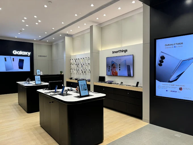 Samsung Experience Store- Malad West Inorbit Mall store image