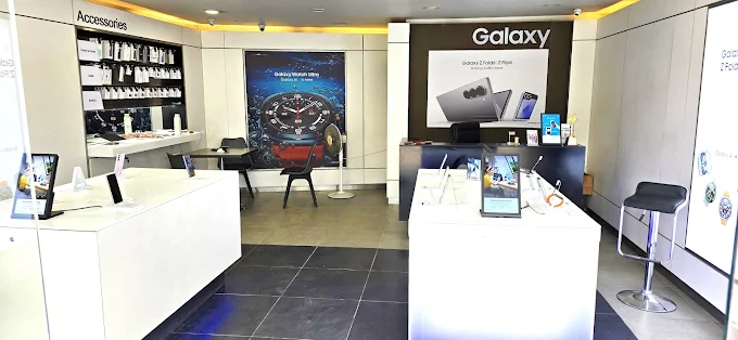 Samsung Experience Store- DD Puram,Bareilly store image