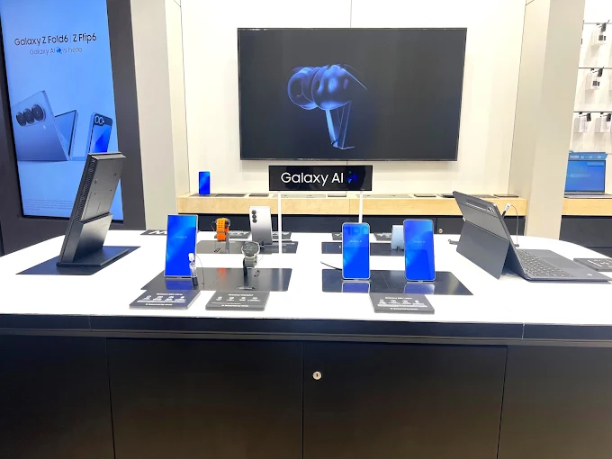 Samsung Experience Store- Bannerghata Vega City Mall store image 4