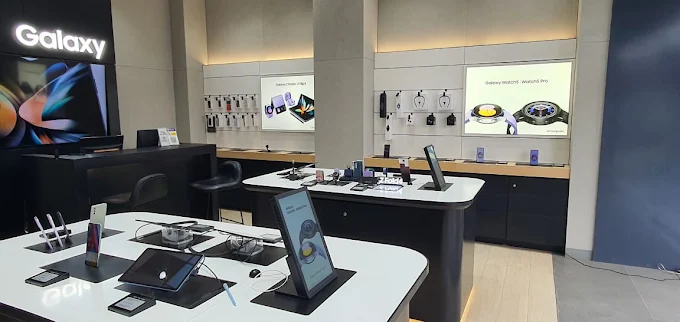 Samsung Experience Store- Meeta Nagar Kondhwa store image 4