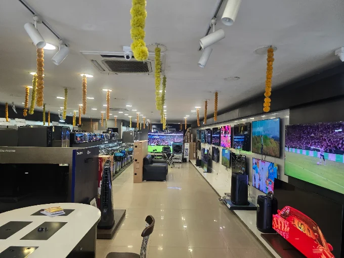Samsung SmartPlaza - Kartar Future World, Jalandhar store image 4