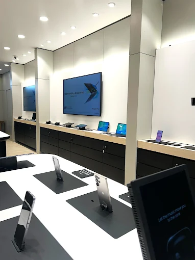 Samsung Experience Store- Pratap Nagar store image 3