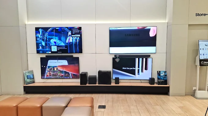 Samsung Experience Store- Phoenix MarketCity thumbnail 4