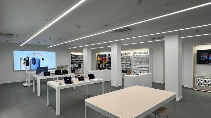 Imagine- Apple Premium Partner-MI Road Jaipur store image 4