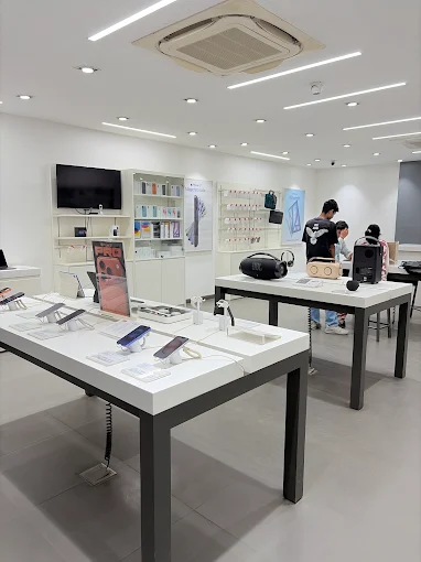 ACCORD - Apple Authorised Reseller Store-Mansarovar store image