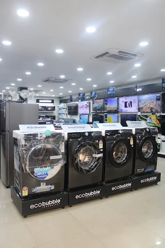 Samsung SmartPlaza - Esquire Electronics, Meerut store image 3
