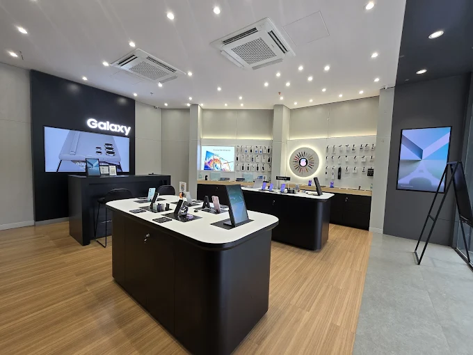 Samsung Experience Store- Kandivali store image