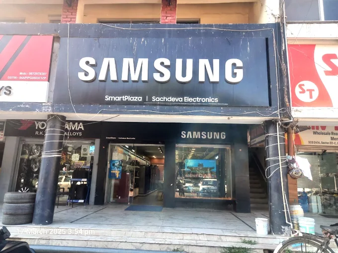 Samsung Smart Plaza - Sachdeva Electronics, Chandigarh storefront