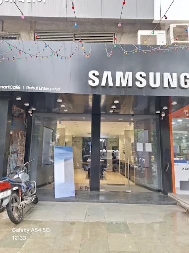Samsung Experience Store- Ramji Nagar storefront
