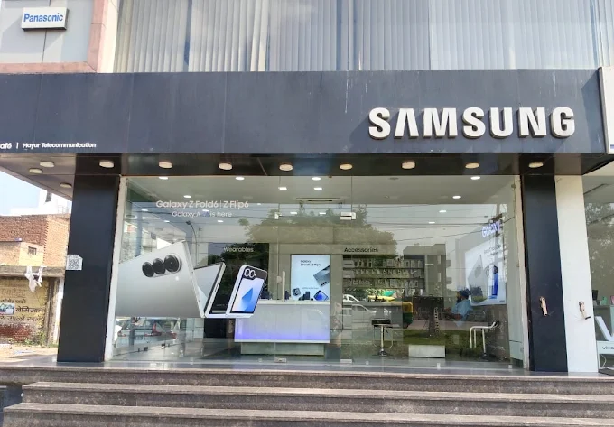 Samsung Experience Store- Jawahar Market, Patiala storefront