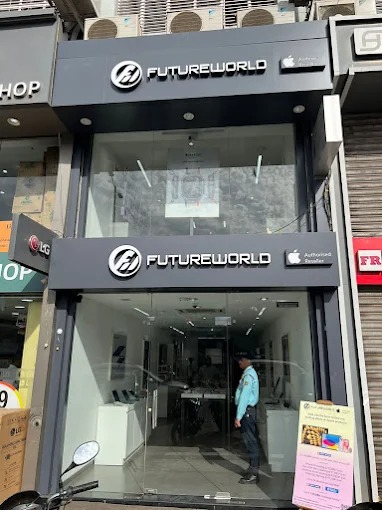 Future World - Apple Authorised Reseller-Green park storefront