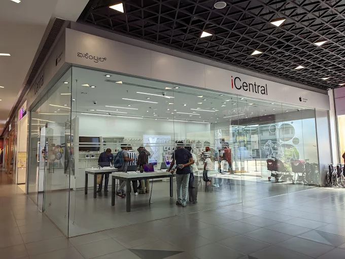 iCentral- Apple Store, Mysore storefront