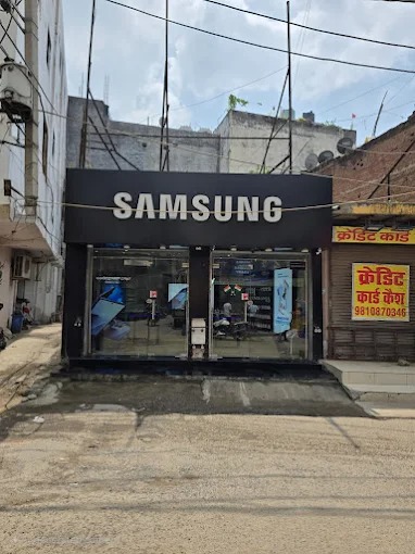 Samsung Experience Store- Badarpur storefront