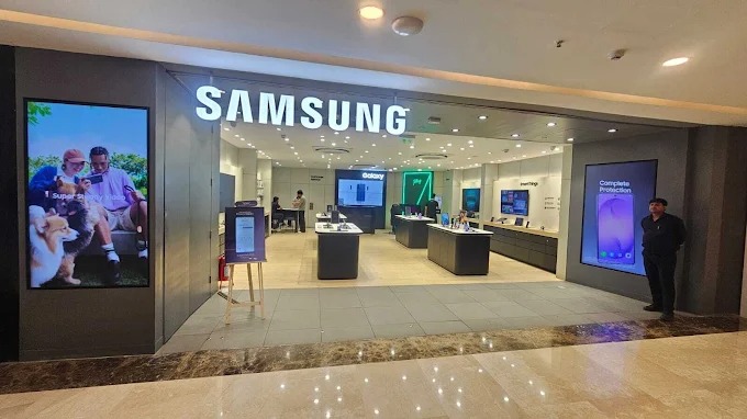 Samsung Experience Store- Vasant Kunj Ambience Mall storefront