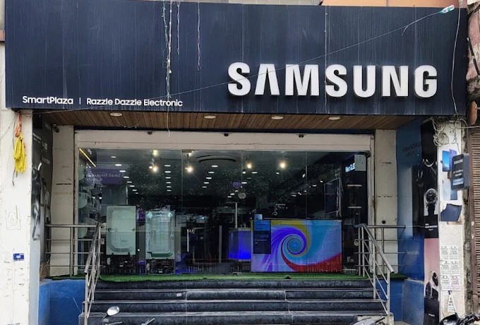 Samsung Smart Plaza - Razzle Dazzle Electronic storefront