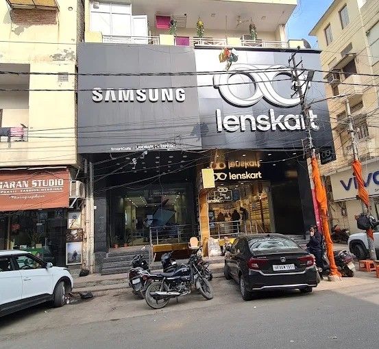 Samsung Experience Store- Kamla Nagar storefront