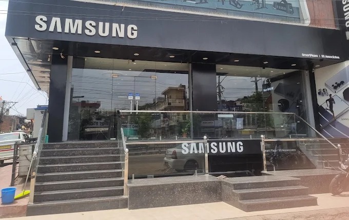 Samsung SmartPlaza- SS Associates - Sikar Road storefront