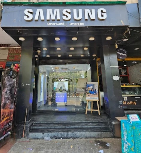 Samsung Experience Store- Dwarka, Sector 12 storefront