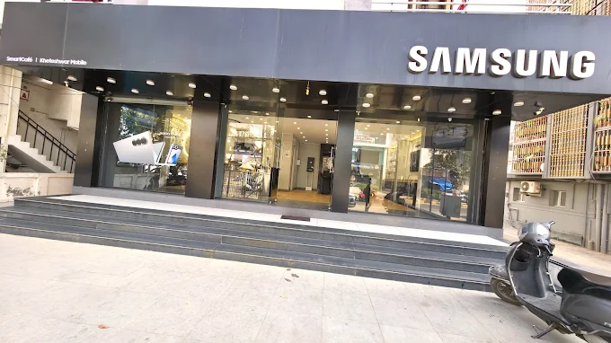 Samsung Experience Store- Vasna Road, Vadodara storefront