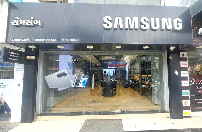 Samsung Experience Store- Astron Chowk, Rajkot storefront