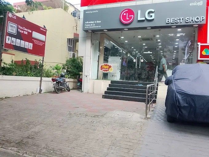 LG BEST SHOP - FOMRA & CO storefront
