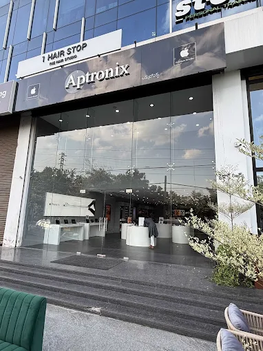 Aptronix-Apple Premium Reseller-Jubilee Hills storefront