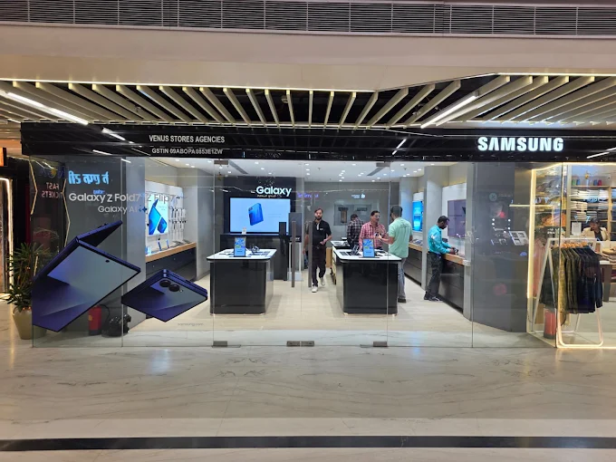 Samsung Experience Store- Orion Mall, Gorakhpur storefront