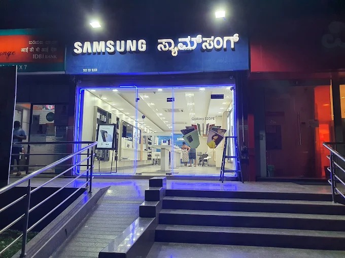 Samsung Experience Store- Doddathoguru Electronic City storefront