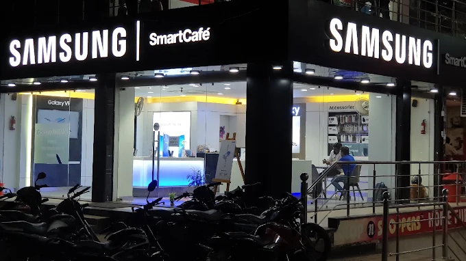 Samsung Experience Store- Avas Vikas Colony,Agra storefront