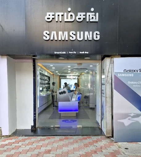 Samsung Experience Store- Besant Road storefront