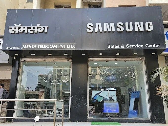 Samsung Experience Store- Karve Nagar storefront