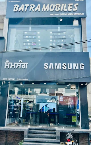 Samsung Experience Store- Samana, Patiala storefront