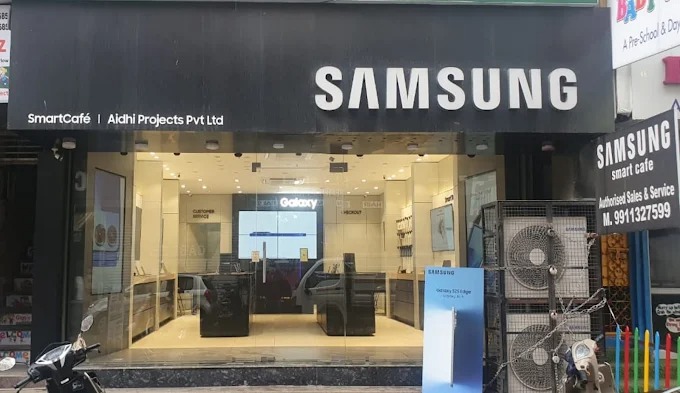 Samsung Experience Store- Shyam Nagar storefront