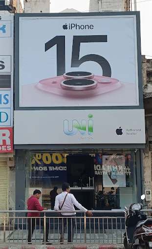 Unicorn-Apple Premium Reseller, Agra storefront