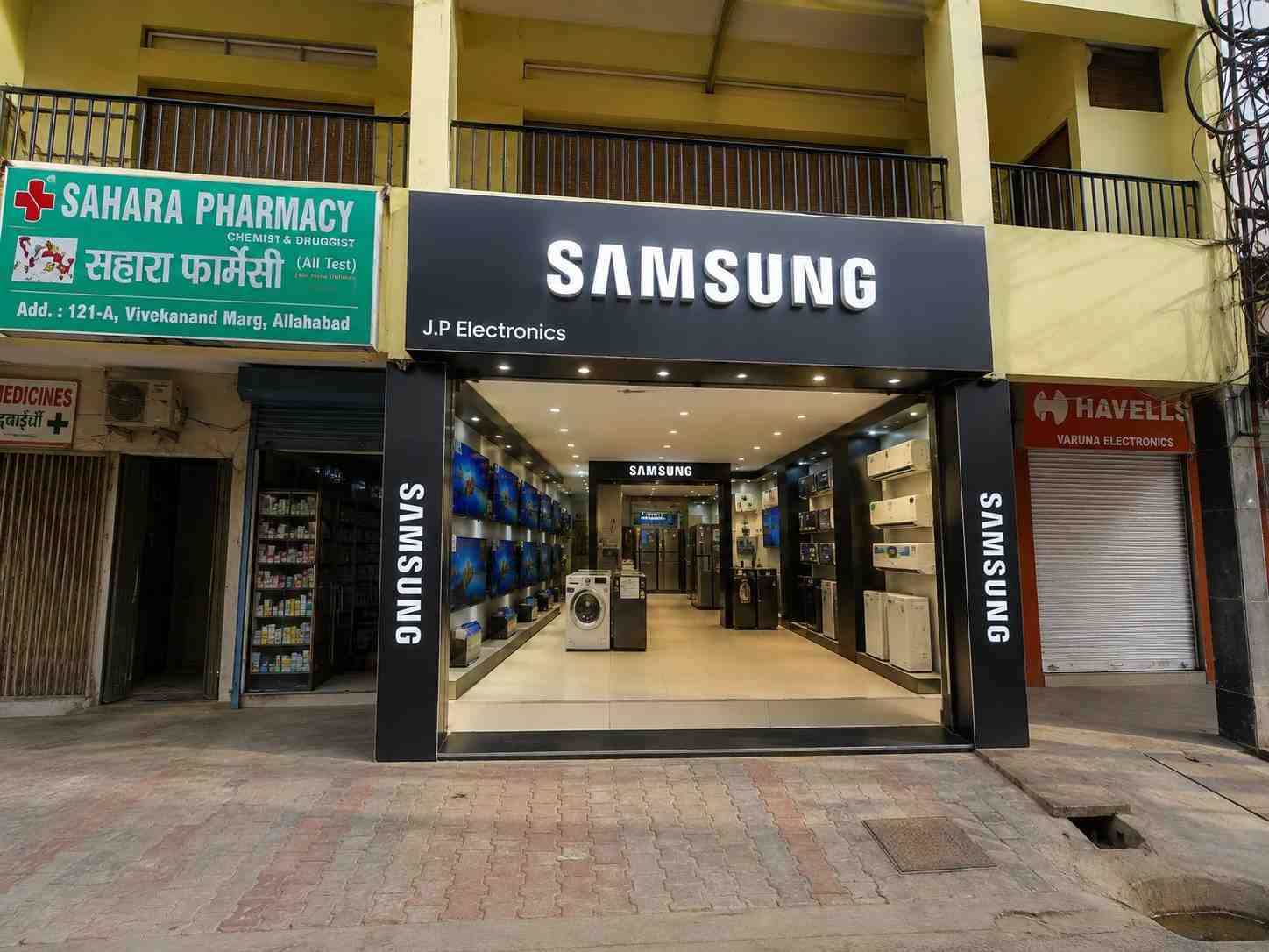 Samsung SmartPlaza - JP Electronics, Prayagraj storefront