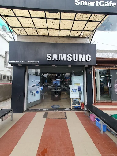 Samsung Experience Store- Karelibaug, Vadodara storefront