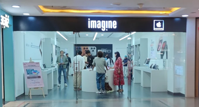 Imagine Apple Premium Reseller-Udaipur, Nexus Celebration Mall storefront
