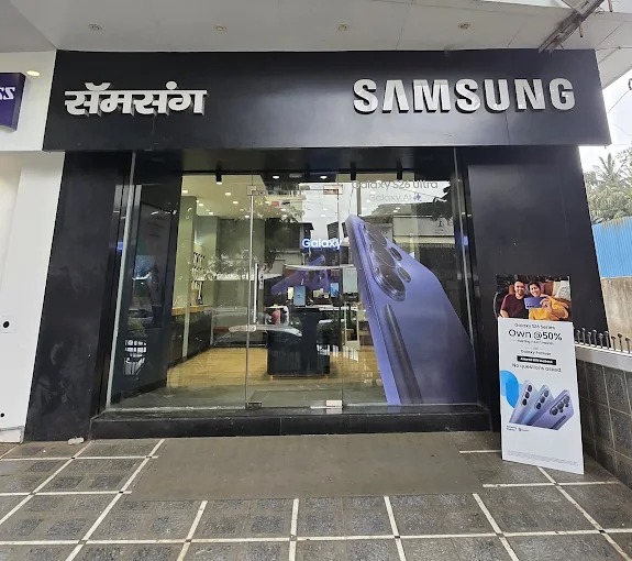 Samsung Experience Store- Prime Mall storefront