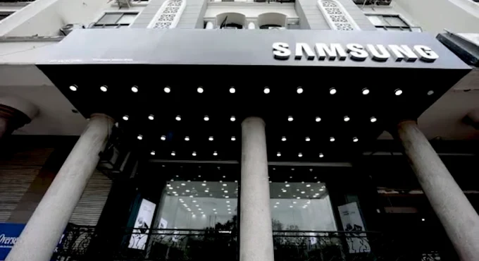 Samsung Experience Store- Commercial District, Indore storefront