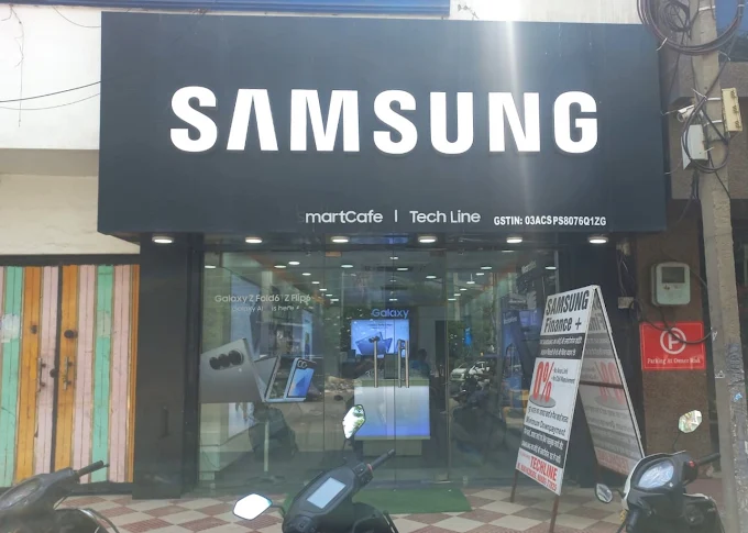 Samsung Experience Store- Krishna Square 2, Amritsar storefront