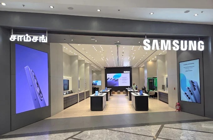 Samsung Experience Store- Velachery storefront
