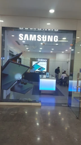Samsung Experience Store- Wave Mall-Lucknow storefront