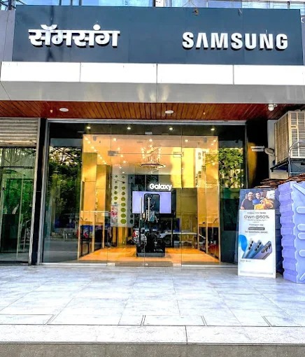 Samsung Experience Store- Bhandup West storefront